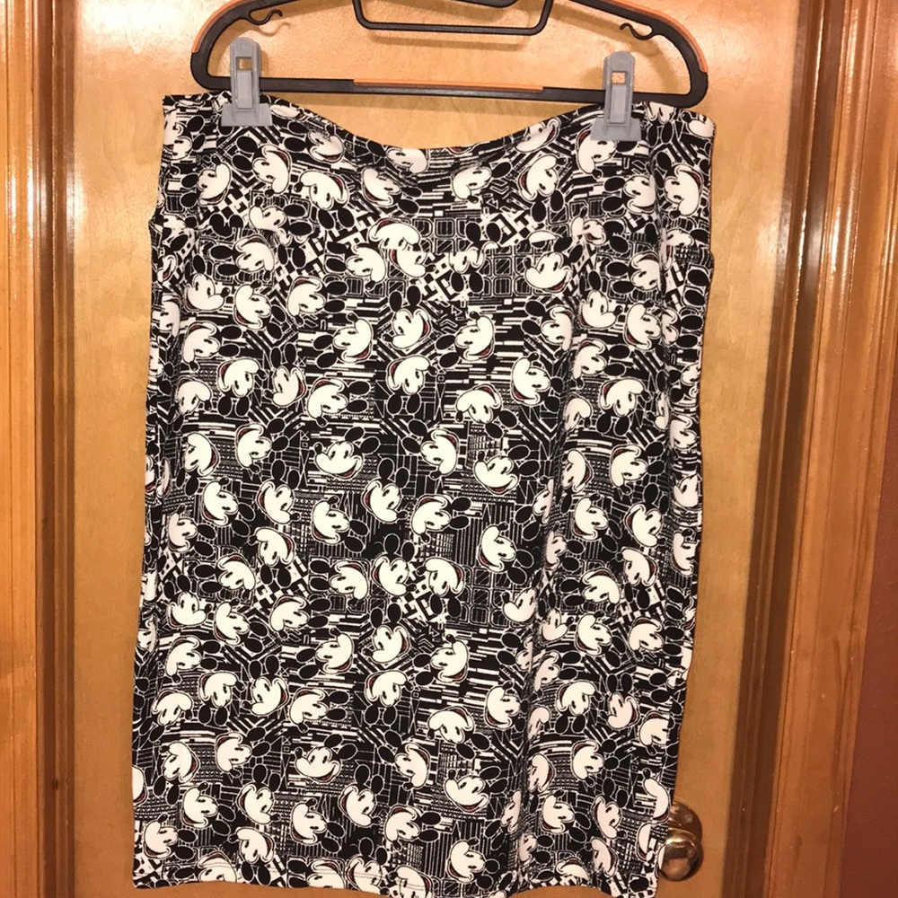 Lularoe Disney Cassie